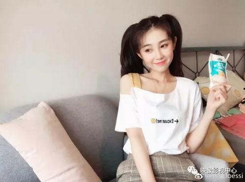 今日看料心动女孩欣欣,揭秘今日看料中的魅力女孩欣欣
