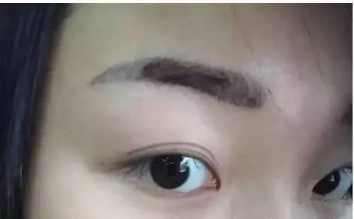 做过眉毛的明星,从她们看眉部潮流演变